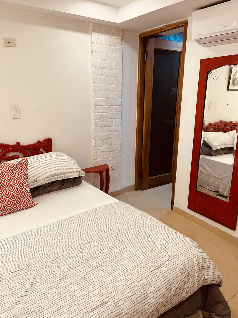 ROOM #06